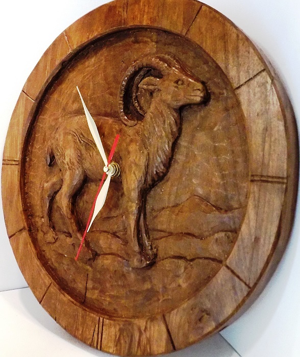 Часовник Архар - дърворезба